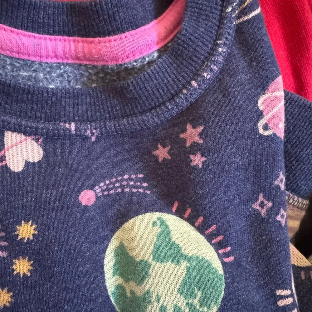 Girls bundle of sweatshirts 3T - Picture 3 of 3